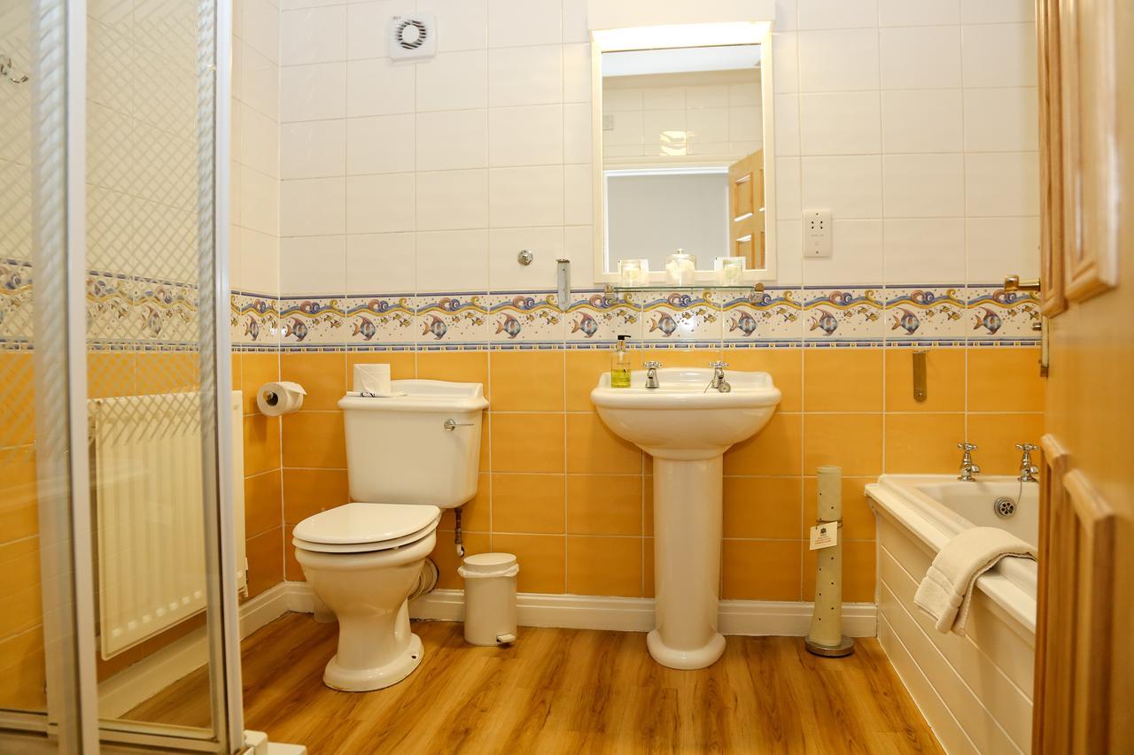 Millfields Hotel Гримсби Экстерьер фото